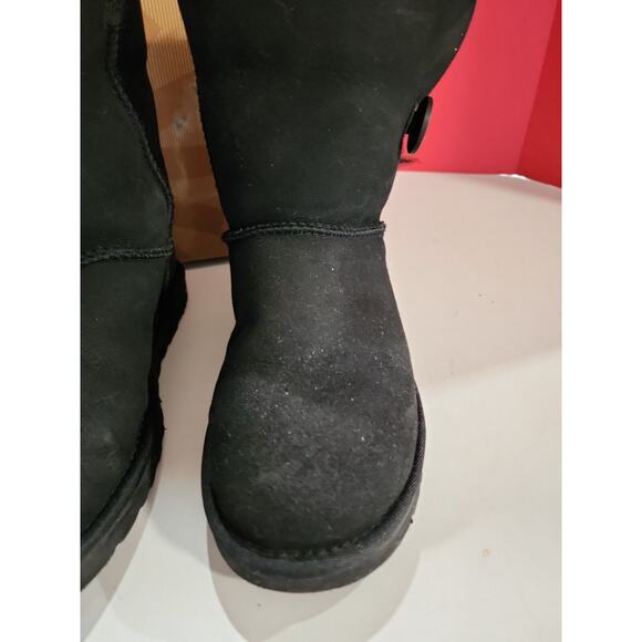 UGG Women Bailey Button Bling Black Boots Size 7 Sheepskin Shearling S/N 5803 - Picture 4 of 13